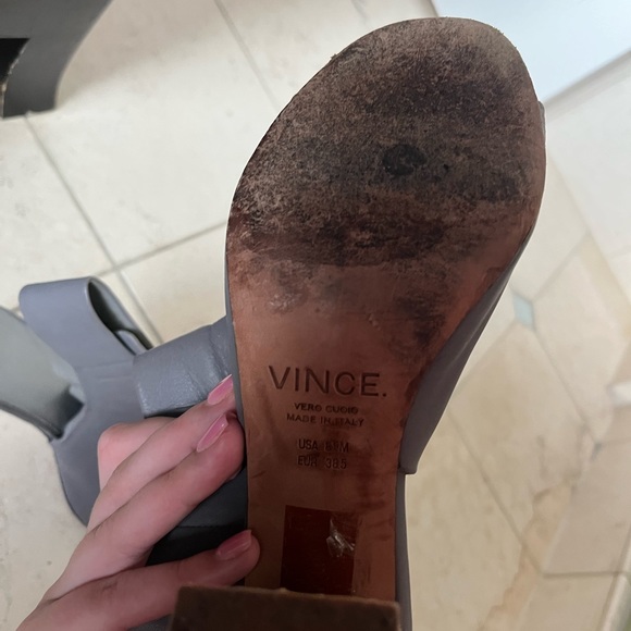 Vince booties - Picture 2 of 3